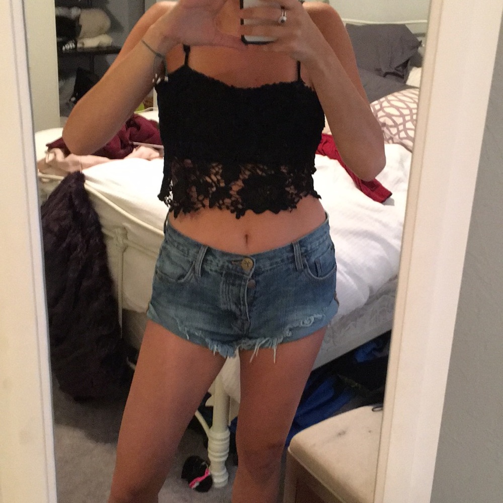 Lace crochet black crop top